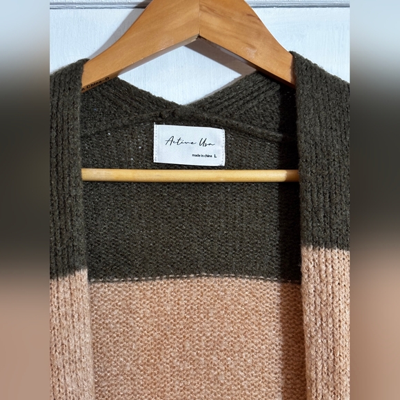 Active USA Striped Open-Front Cardigan Sweater - Picture 2 of 6